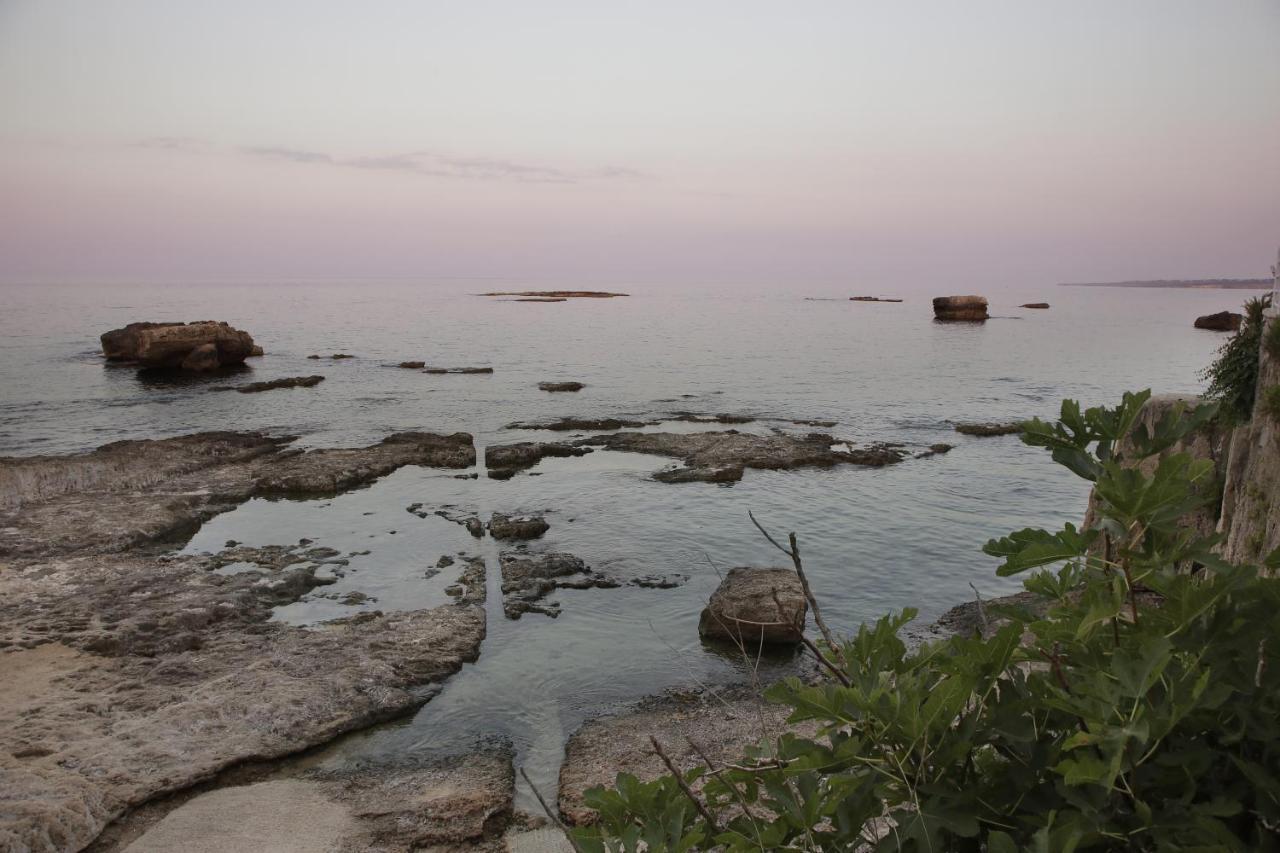 Le Bain Suite - Accanto Al Mare Vicinissima A Ortigia E Al Teatro Syracuse Exterior foto
